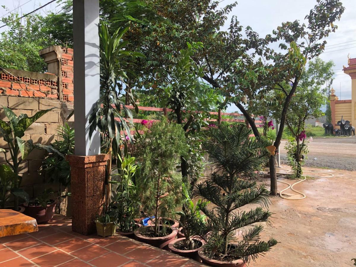 Mama'S Family Guesthouse Kampot Bagian luar foto